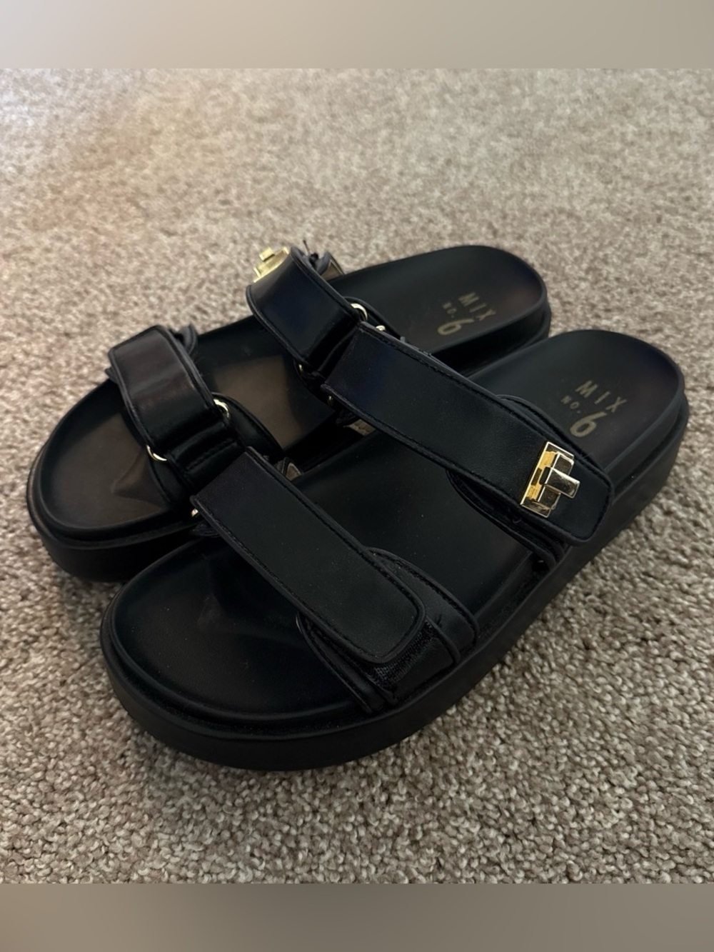 Platform sandals